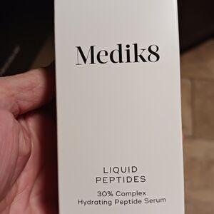 Medik8 Liquid Peptides Serum
